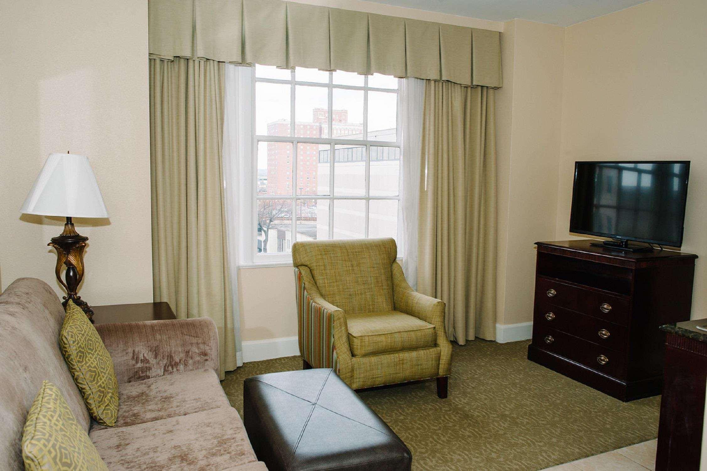 Hampton Inn & Suites Birmingham-Downtown-Tutwiler Bagian luar foto