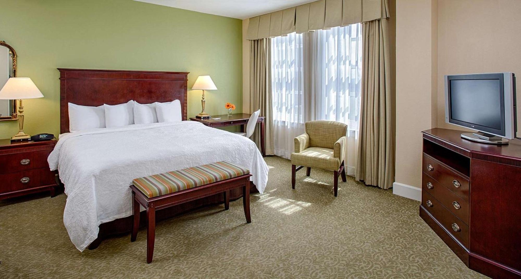 Hampton Inn & Suites Birmingham-Downtown-Tutwiler Bagian luar foto